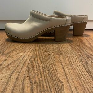 Dansko Tan Mules with Metallic Accents